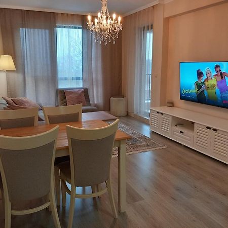 Private Apartments In White Rock Castle Balchik Exterior photo