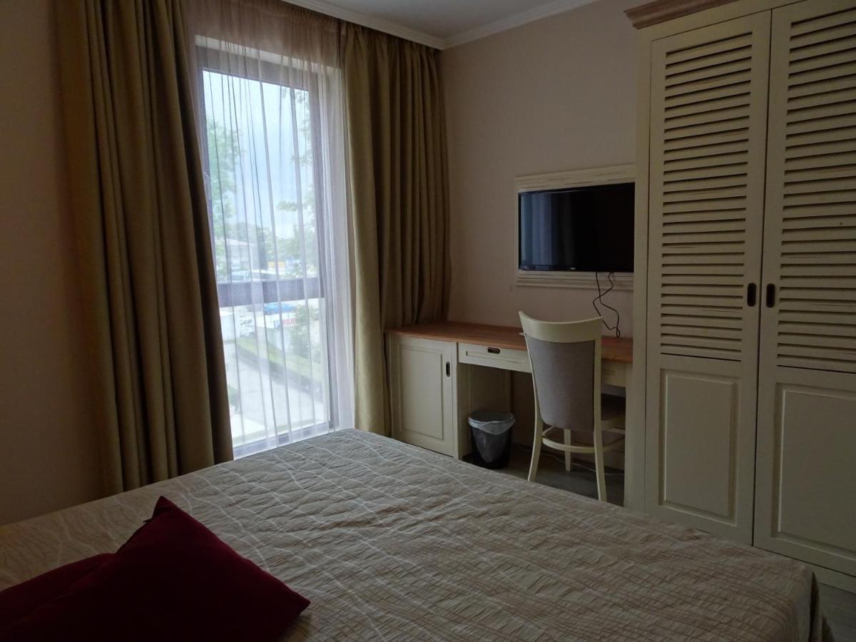 Private Apartments In White Rock Castle Balchik Exterior photo