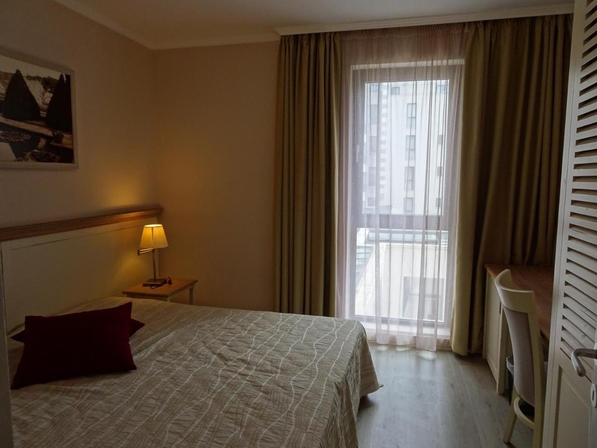 Private Apartments In White Rock Castle Balchik Exterior photo