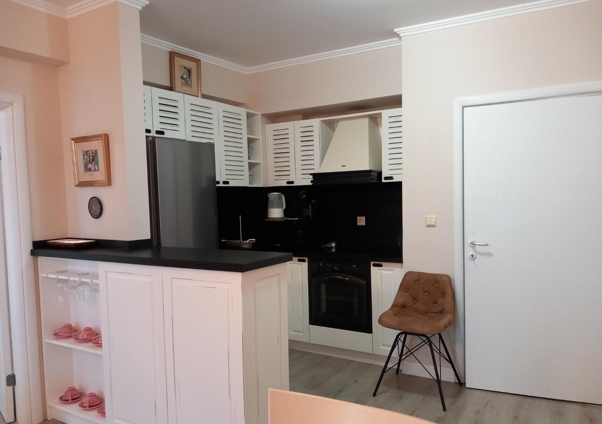 Private Apartments In White Rock Castle Balchik Exterior photo
